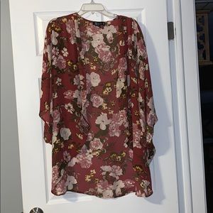 🌎2/$18 Floral Kimono
